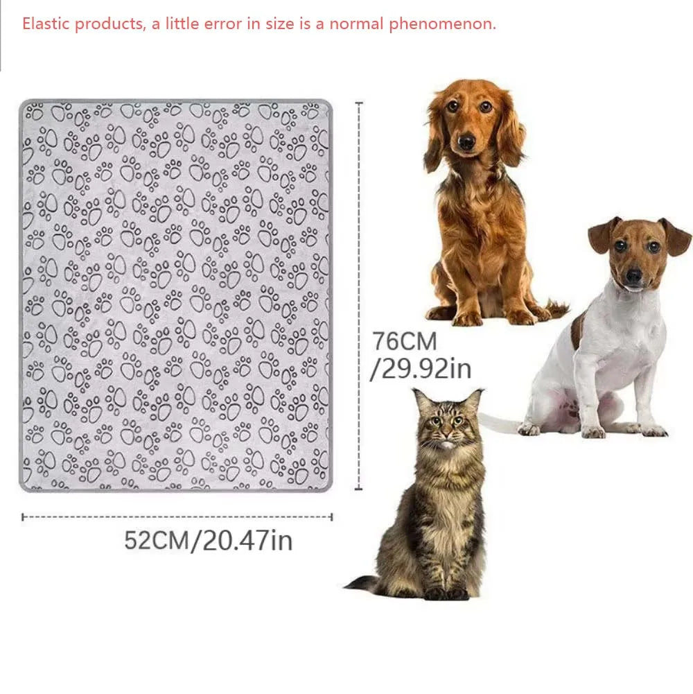 Soft weighted stress relief blanket for dogs and cats designed to reduce anxiety, provide calming pressure, and offer comfort during stress triggers like thunderstorms and travel